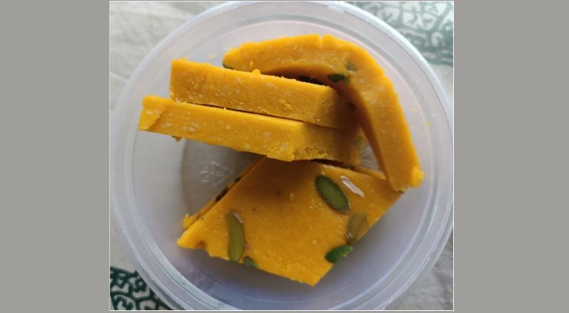 sweets mango barfi